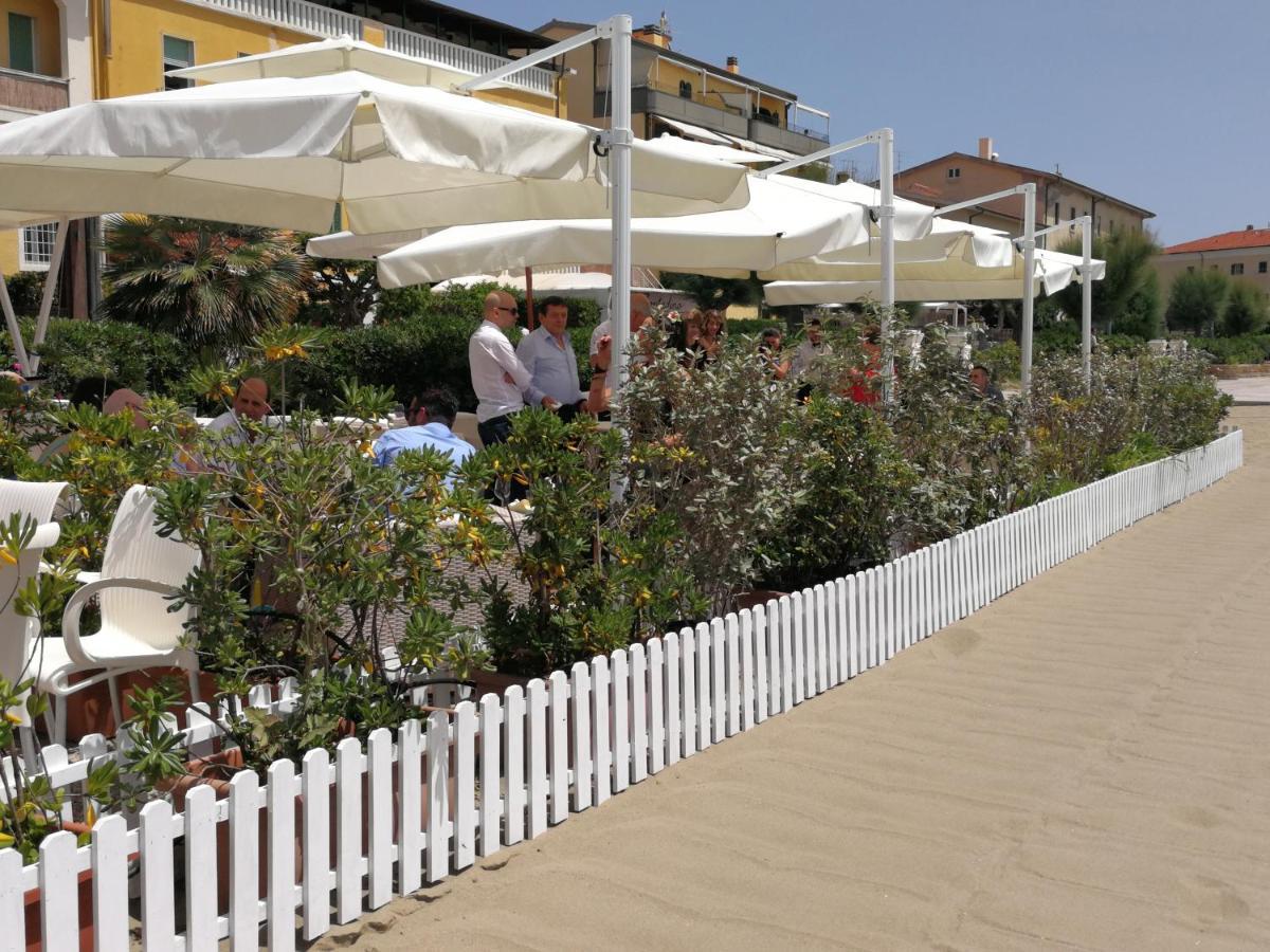 Aqua Boutique Hotel Castiglione della Pescaia Extérieur photo